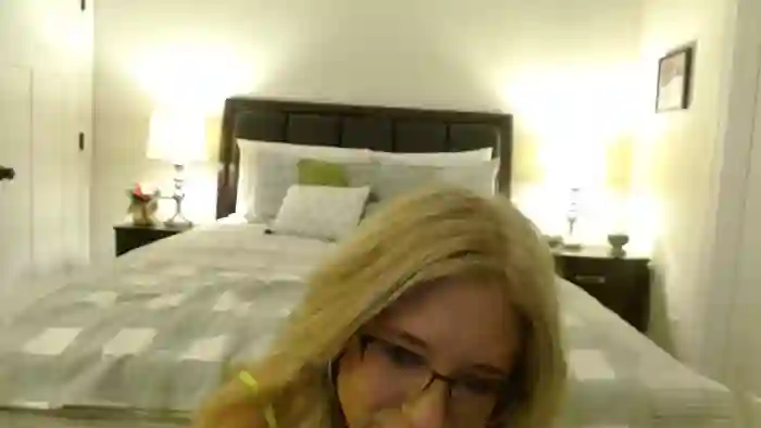 NinaHartXO