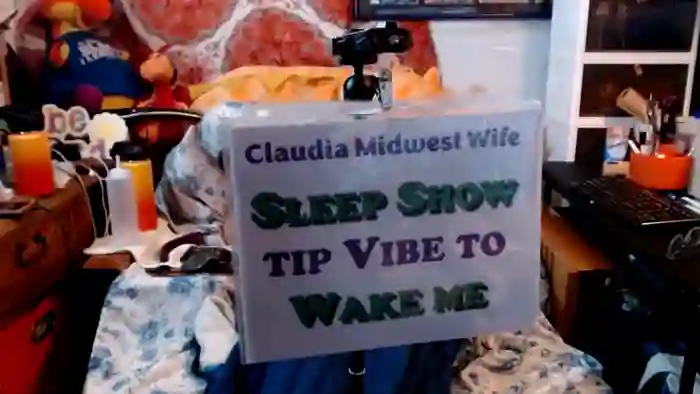 ClaudiaMidwestWife