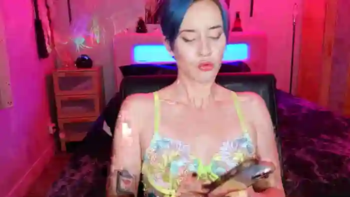 DominaDentata