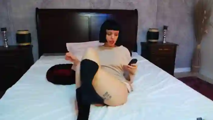 LEEZIE