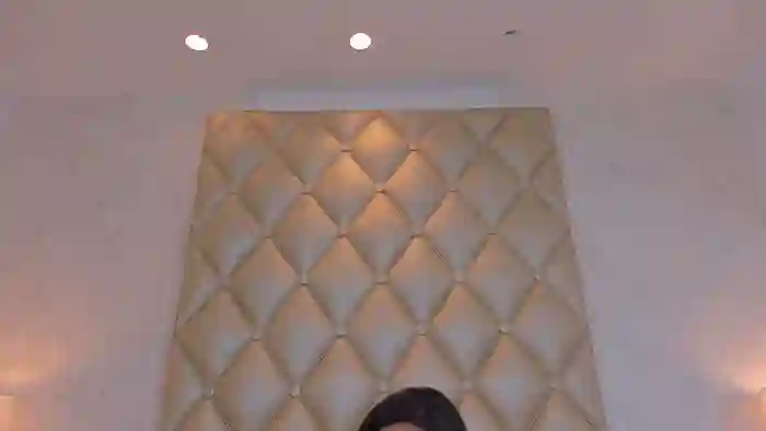 MiaaCaastro