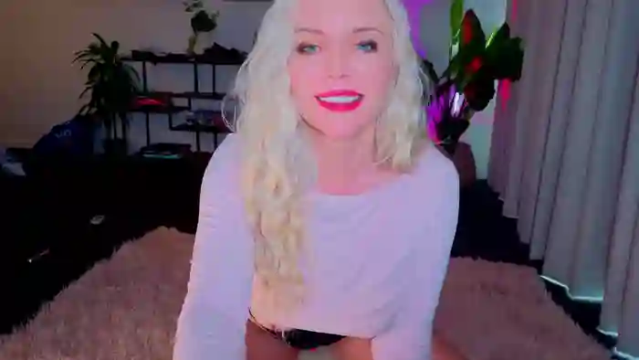 MsLindsayDevis