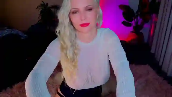 MsLindsayDevis