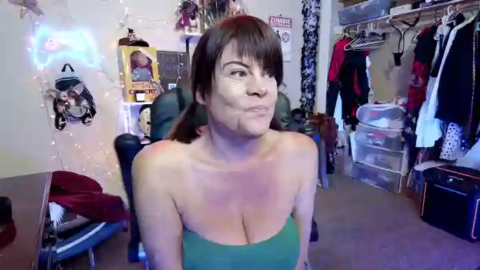 RebeccaLoveXXX