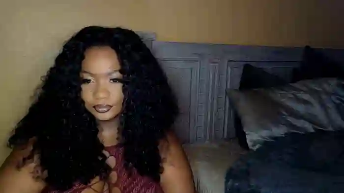 AlexisBanks143