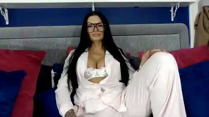 BellaVixen23