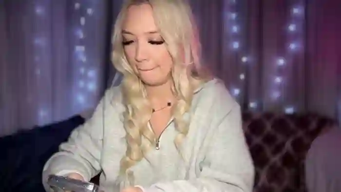 Sabrina_xx