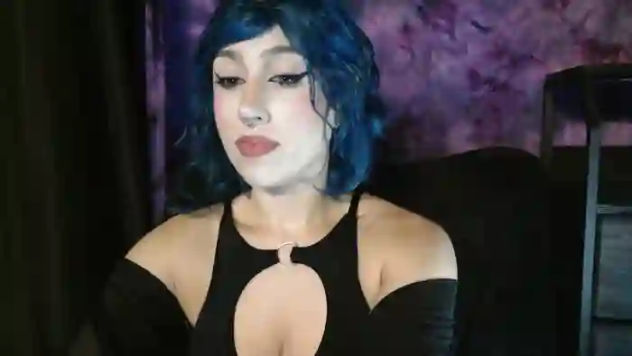 MissVikkiBlue