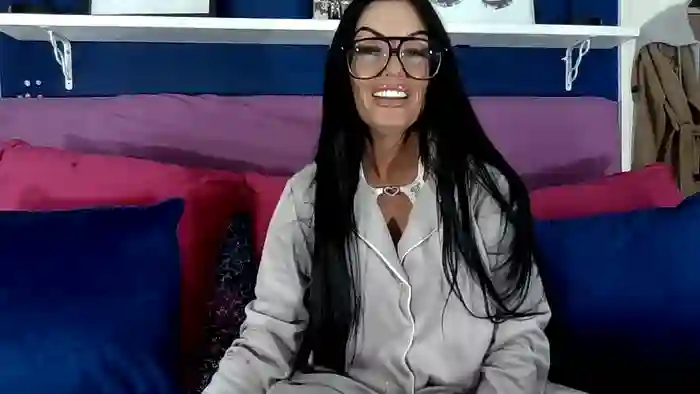 BellaVixen23