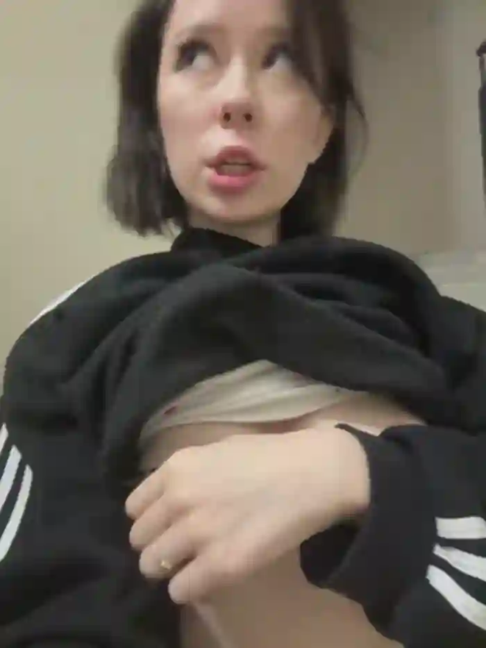 Alexandria_Balenciaga