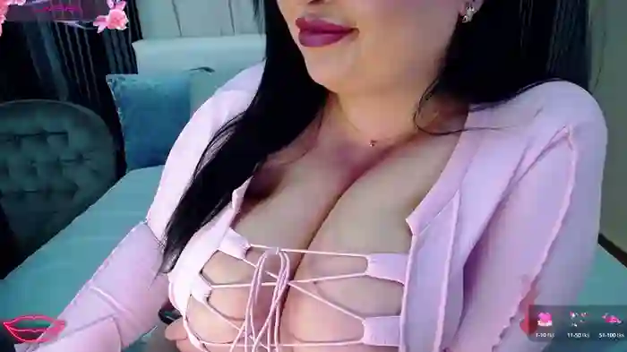 Valeri_wow_Boobs