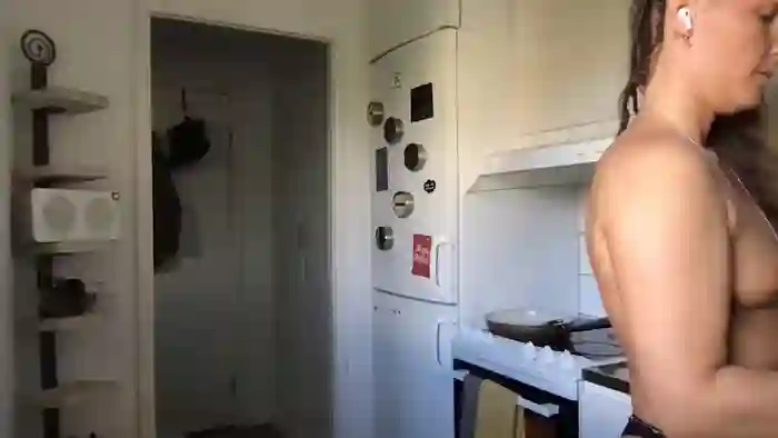 SwingWingWomanSweden