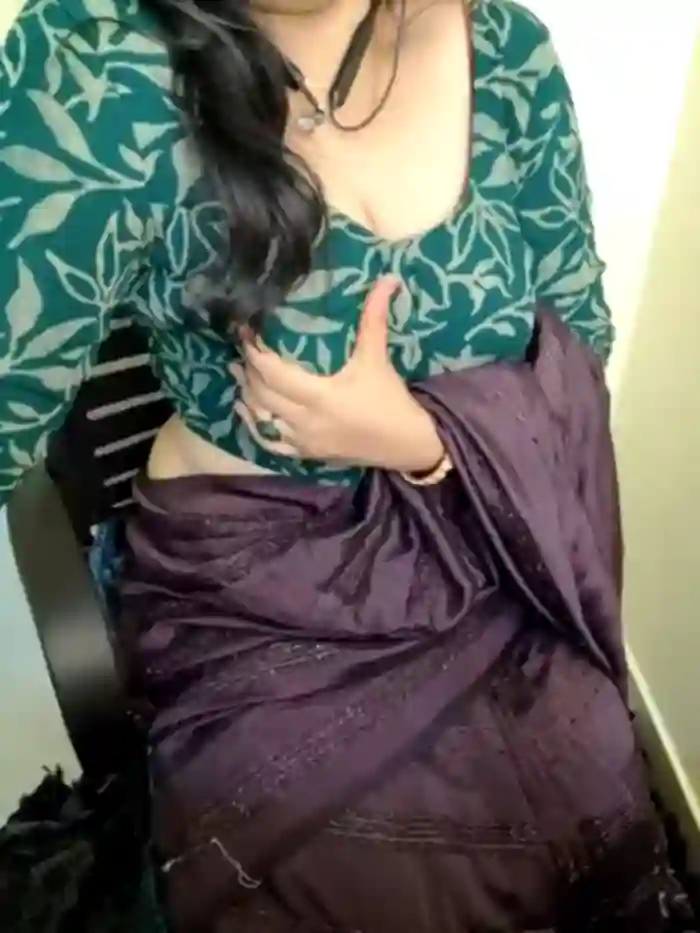 Mallu_MayaMadhav