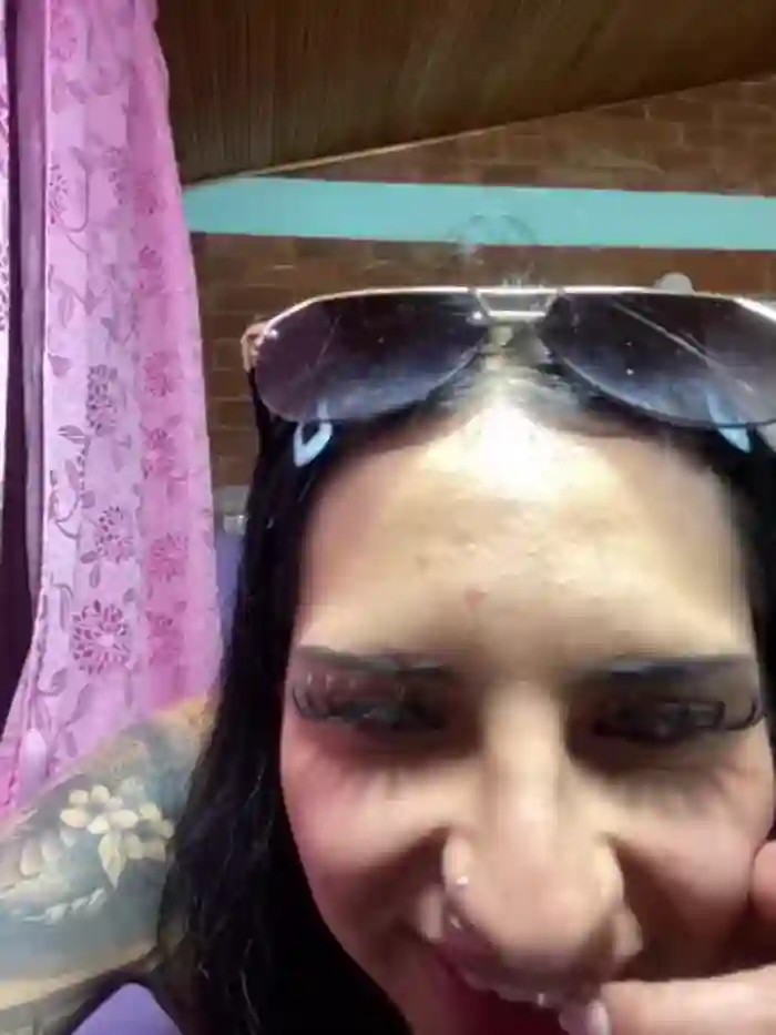 Hilary_pinkk