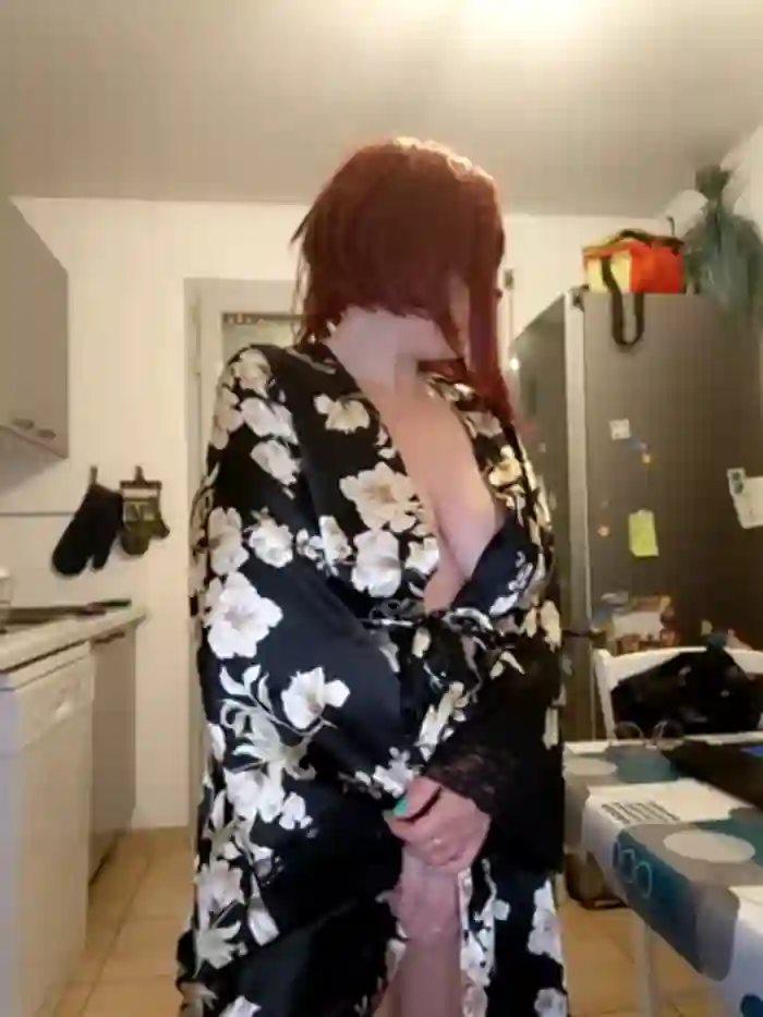 la_petite_prunette69