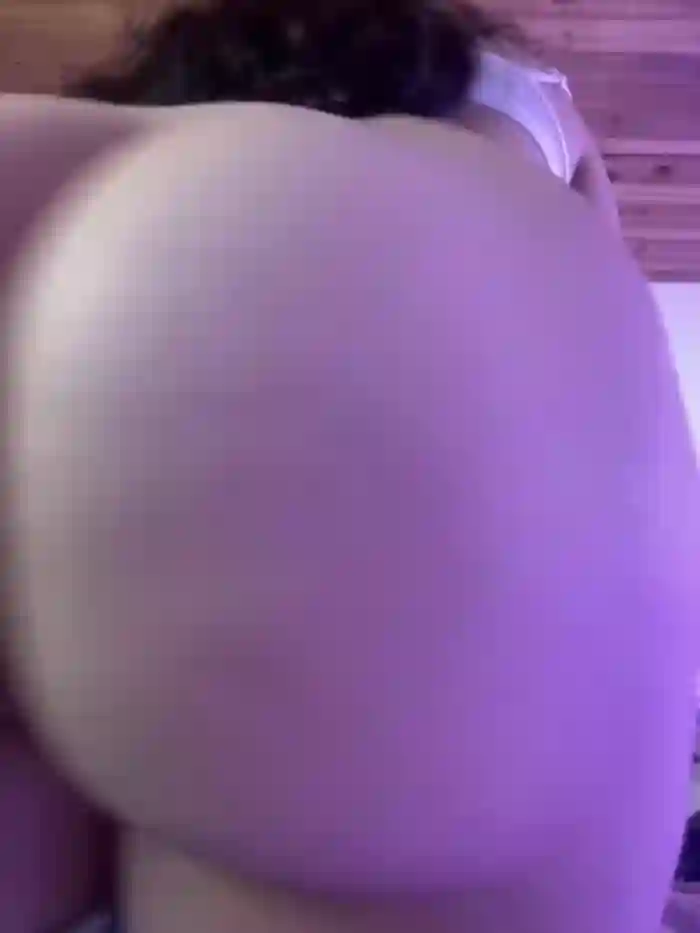 -Chloe_