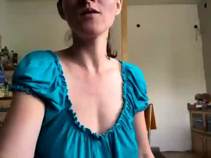 Milky_hairy_mommy