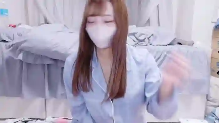_chanMOMO_