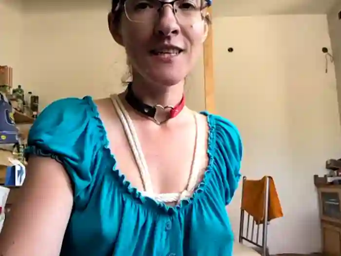 Milky_hairy_mommy