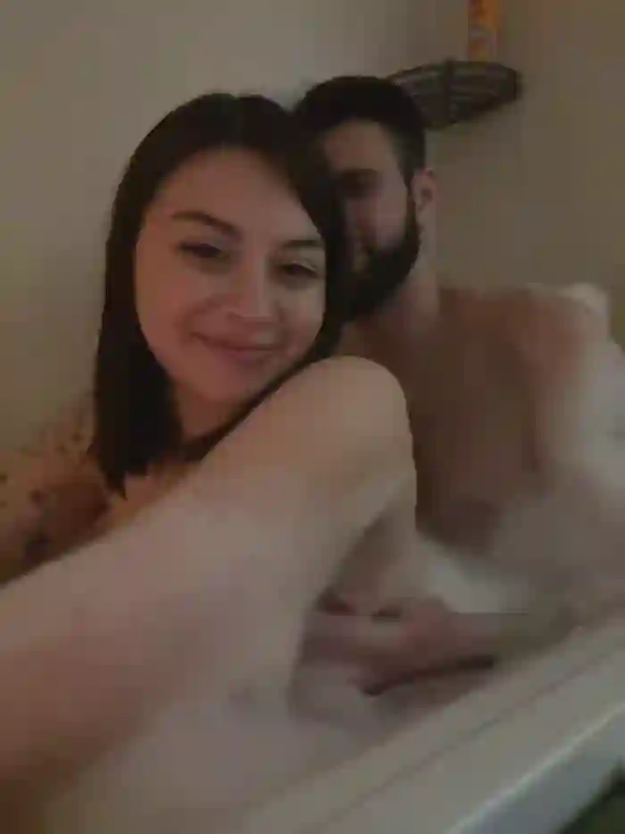 EllyBigTits