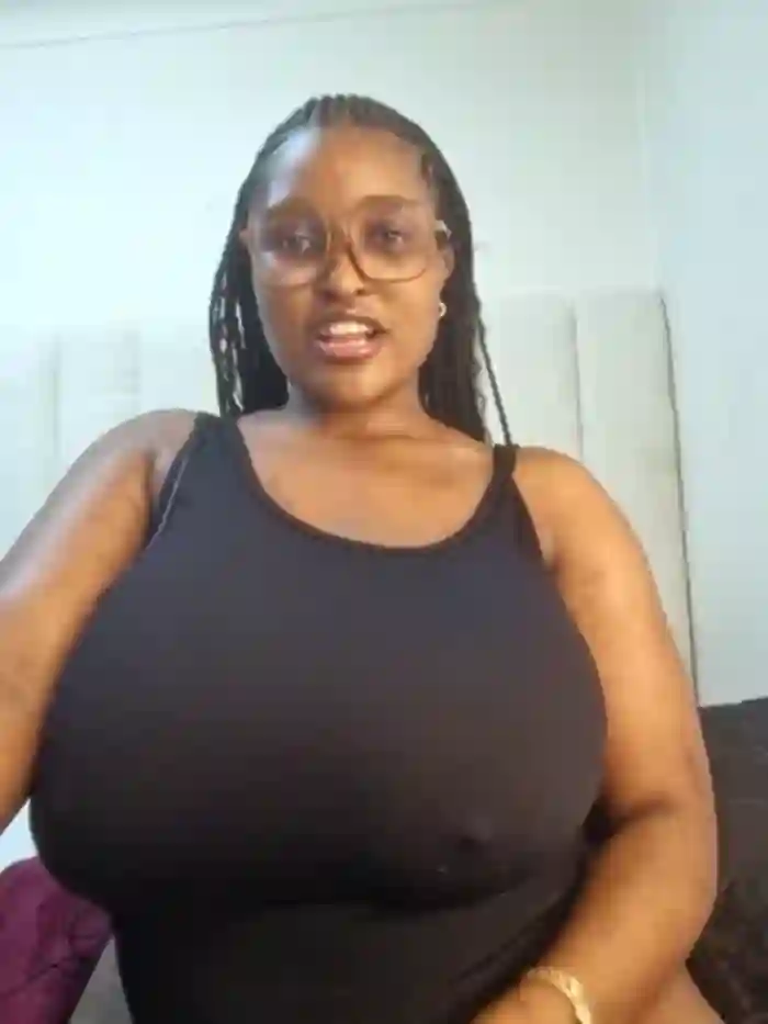 Bustygoddess32