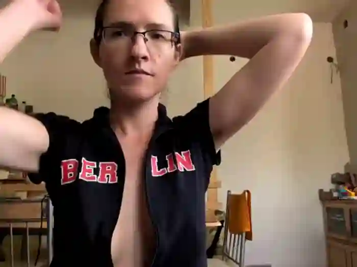 Milky_hairy_mommy