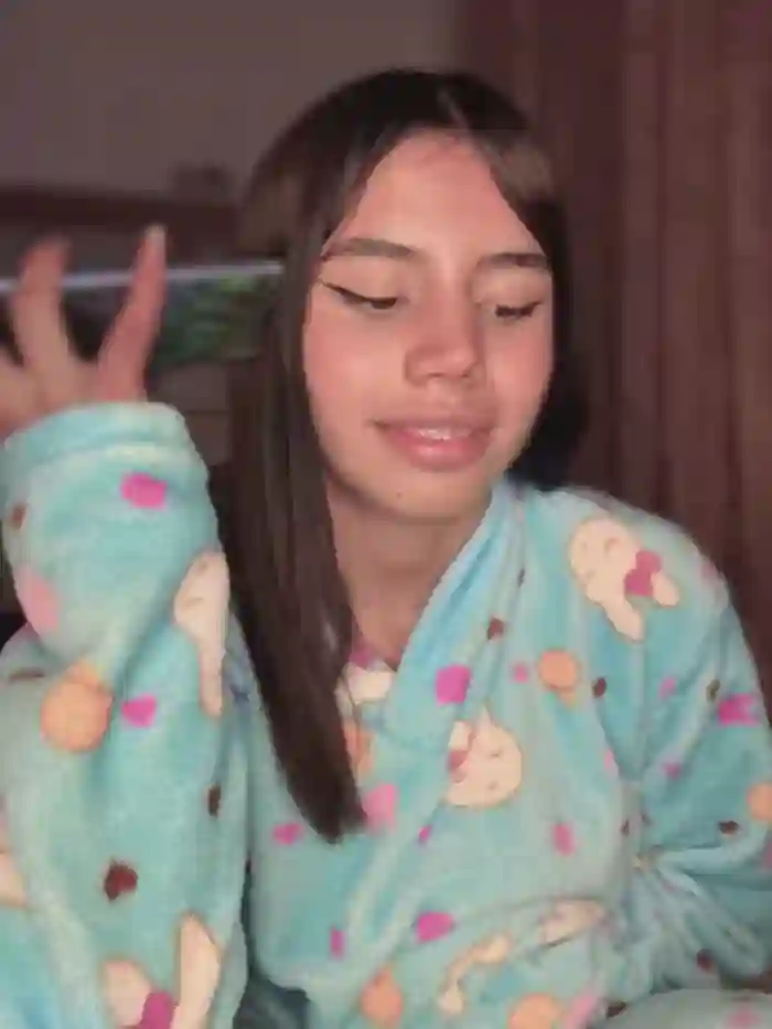 Laura-Khalifa