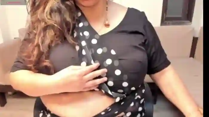 Gulabi_Queen