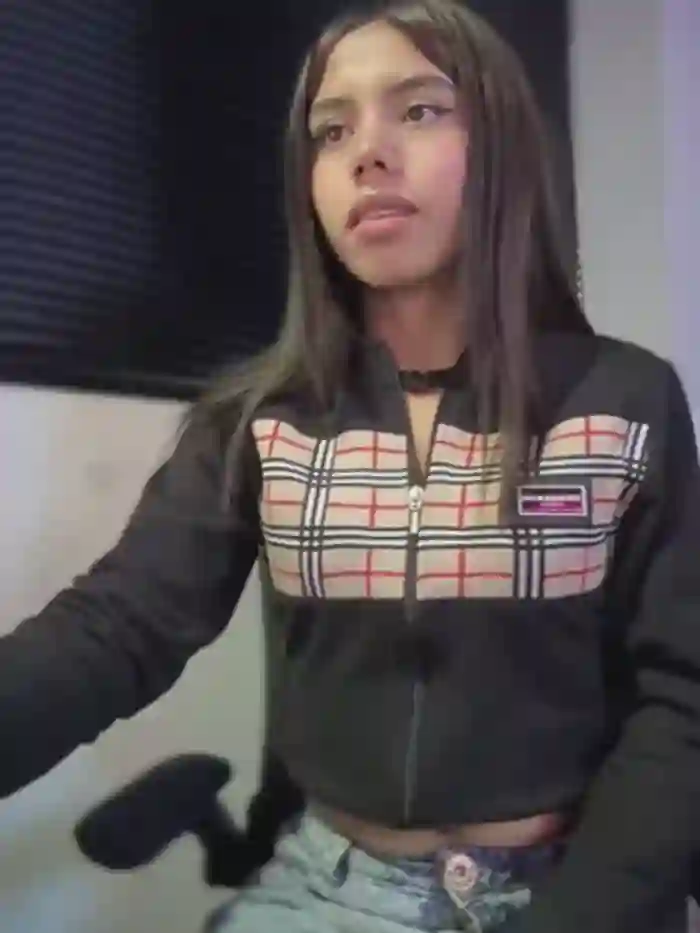 Laura-Khalifa