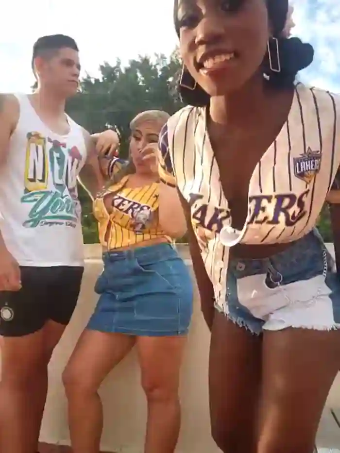 anita1976
