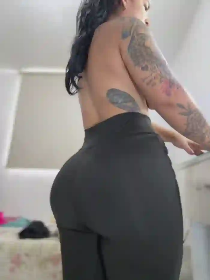 lau_ass_goddess