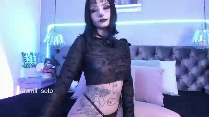 Naomii_Soto