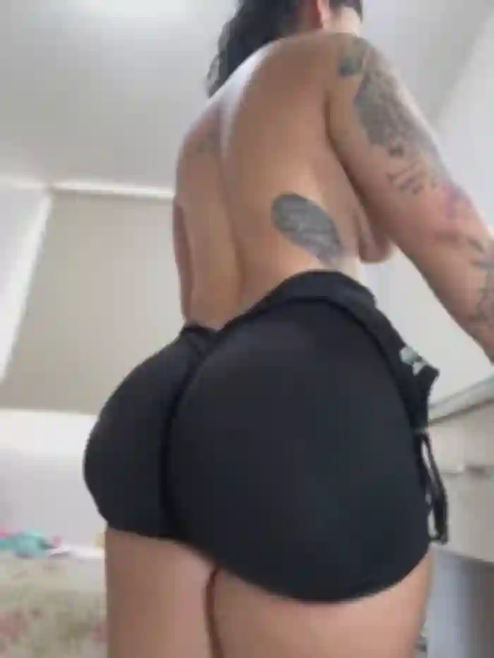 lau_ass_goddess