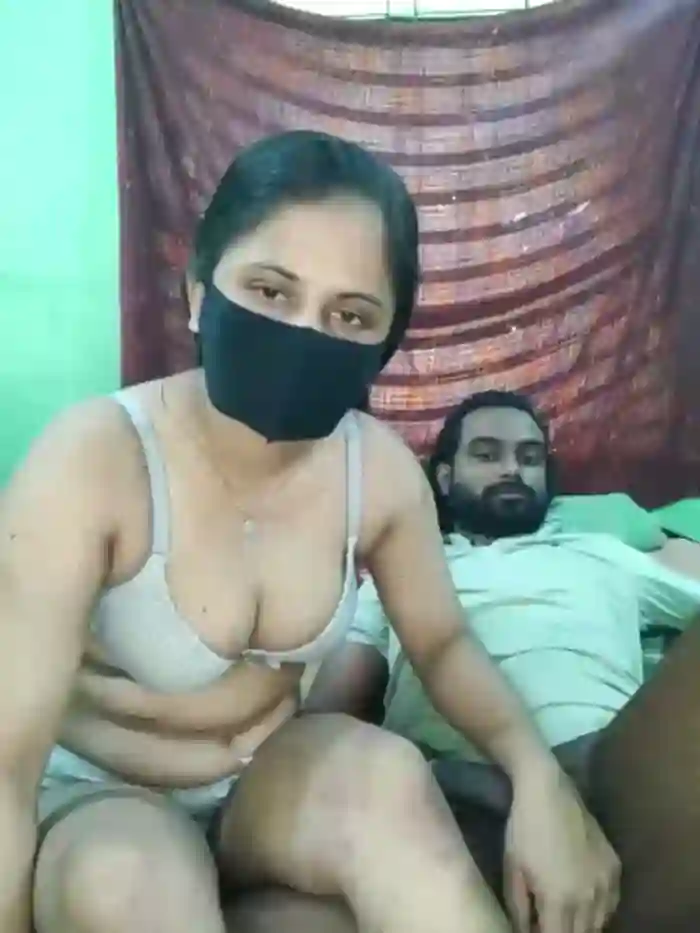 Younger_Couples