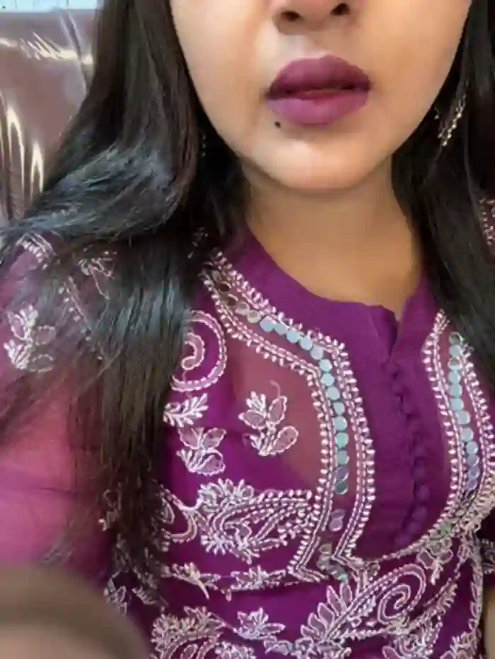 Ayesha_mahi