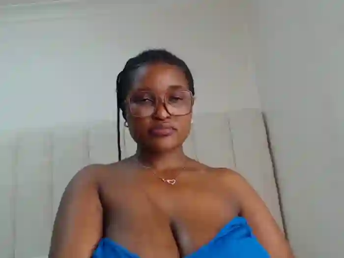 Bustygoddess32