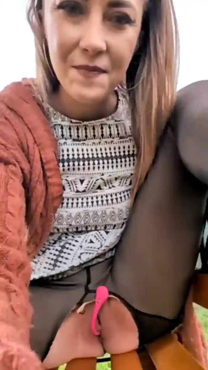 Risky_girl23