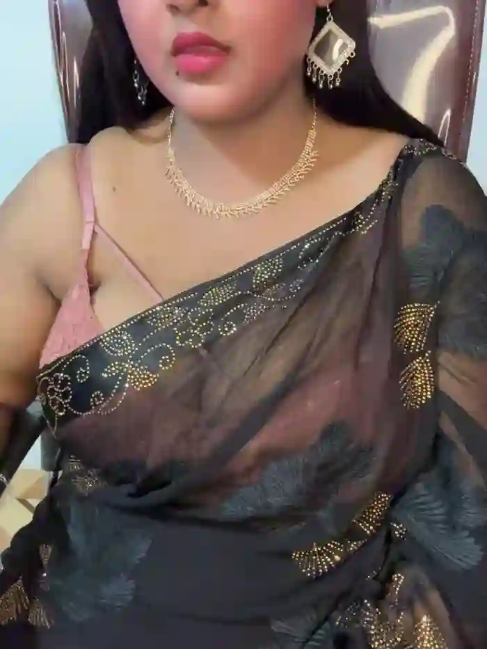 Ayesha_mahi