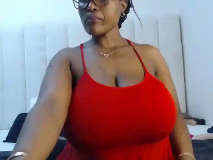 Bustygoddess32