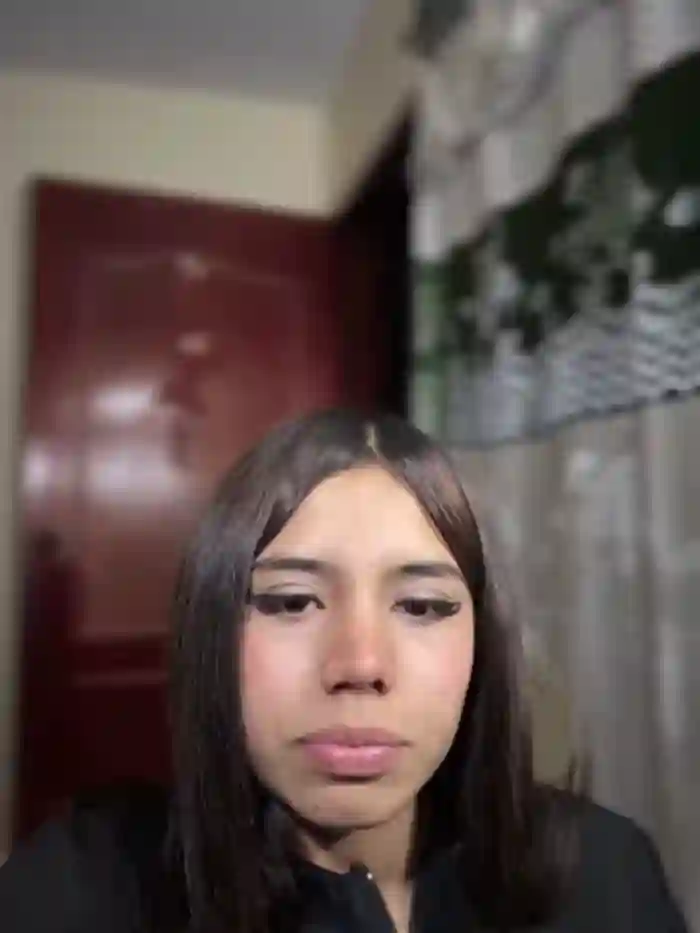 Laura-Khalifa