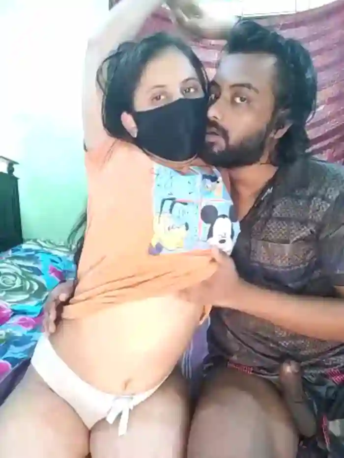 Younger_Couples