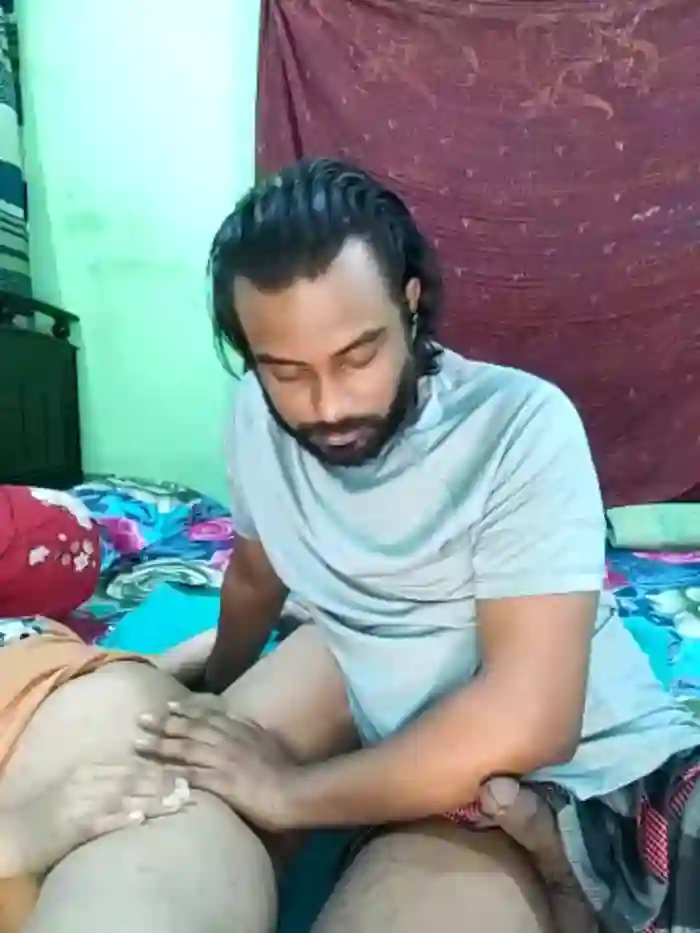 Younger_Couples