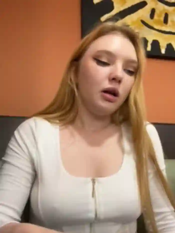 AmmyHot