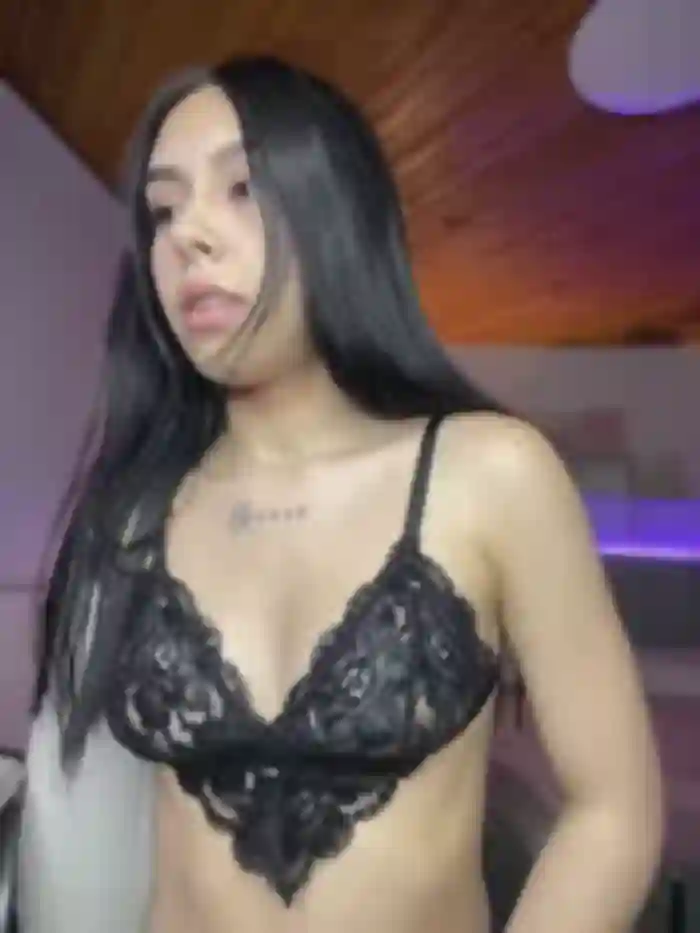 Scarlet_pinkk