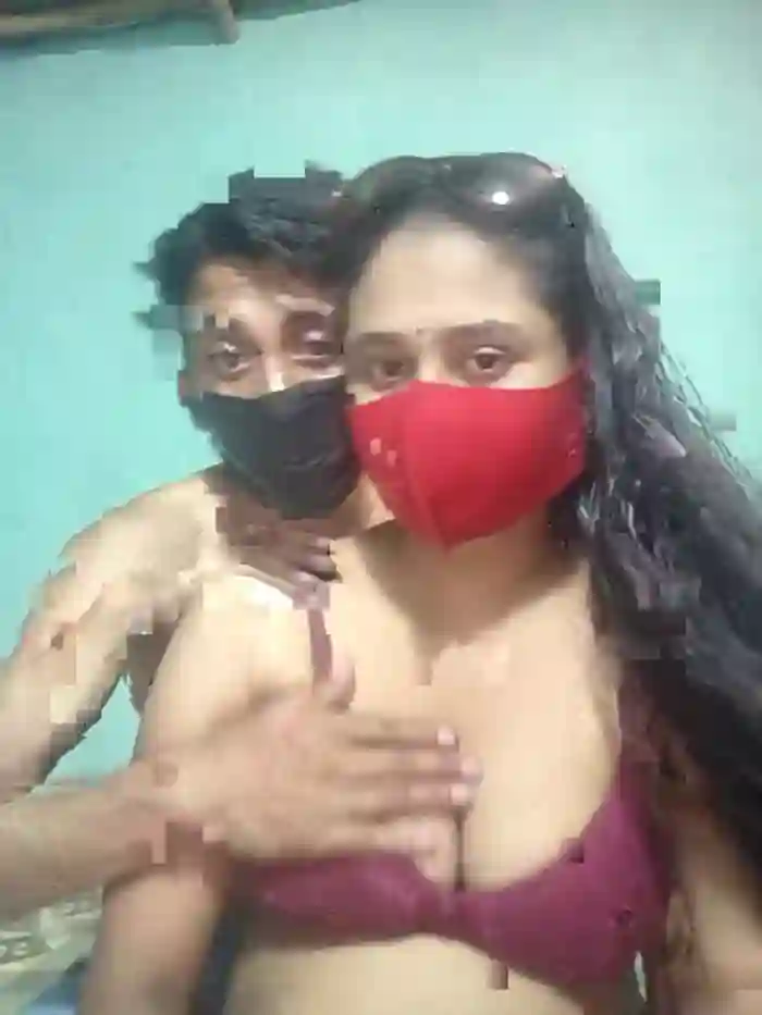 Seducing_couple