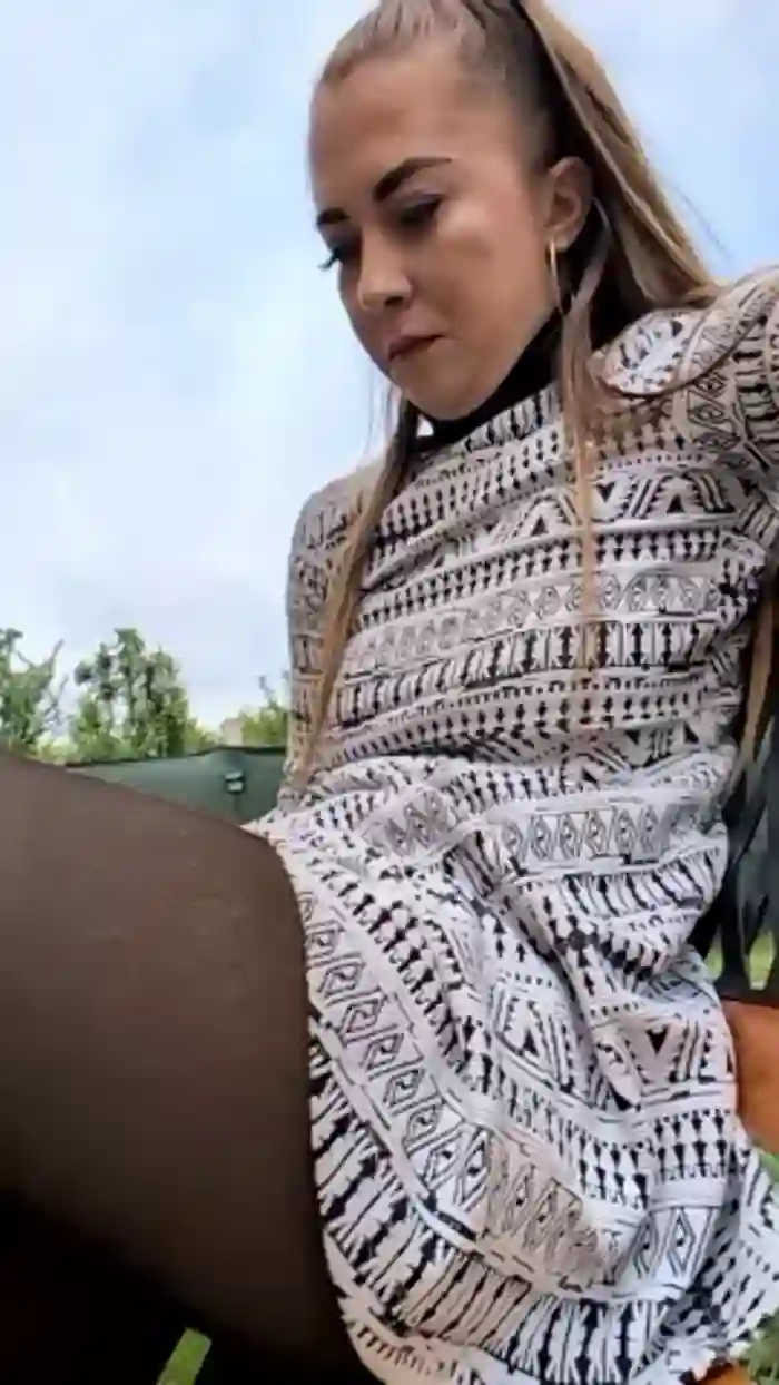 Risky_girl23
