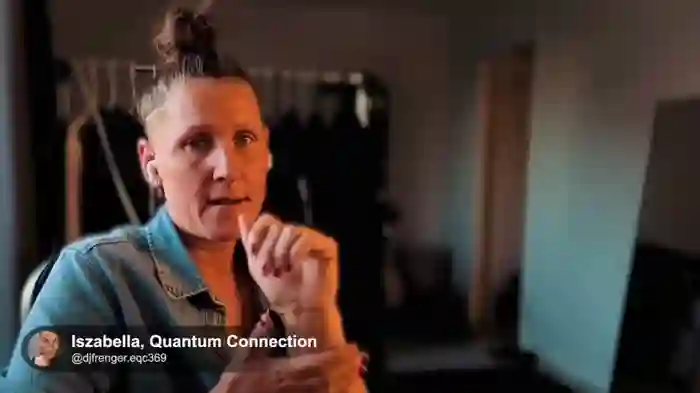 SwingWingWomanSweden