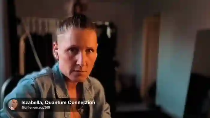 SwingWingWomanSweden