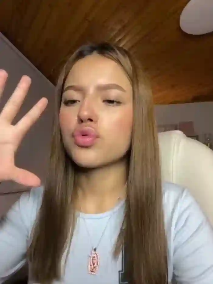 Sofia18_pinkk
