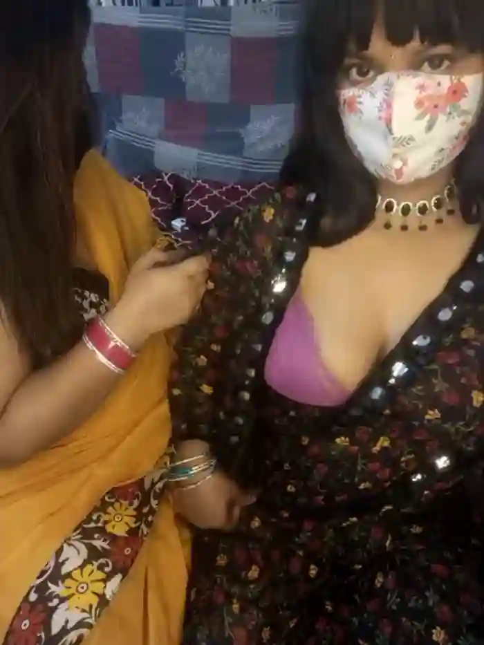 Indian_hotmilfs